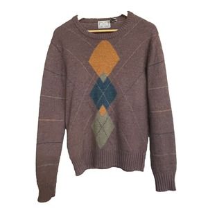 Men's Crewneck Sweater in Brown with Argyle Pattern